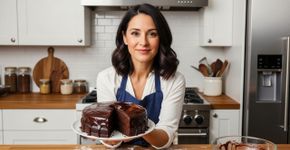Uma autora de livros de culinária comeu bolo de chocolate todos os dias durante 6 anos e agora compartilha a receita