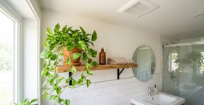 Nas casas japonesas não há mau cheiro no banheiro porque o espaço não é perfumado com spray, mas ventilado com pequenas plantas que ajudam a absorver a umidade naturalmente