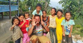 Brasileiro ganha o mundo fazendo trabalhos voluntários