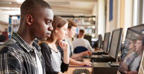 Universidade oferece bolsas de até 100% em mais de 60 cursos