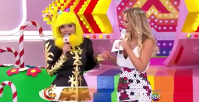 Mara Maravilha faz cosplay de Xuxa no programa da Eliana