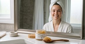Como fazer um esfoliante de açúcar para o rosto para renovar a pele e manter o visual saudável