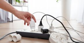 5 dicas para evitar acidentes com eletricidade em casa