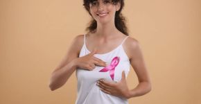 Outubro Rosa: veja alterações na pele que podem indicar câncer de mama