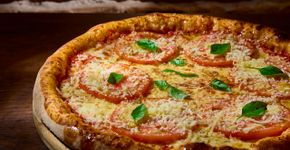 Entre a Saúde e a Praça da Árvore, pizzaria aposta em tradição e ingredientes selecionados para reinventar a clássica pizza paulistana