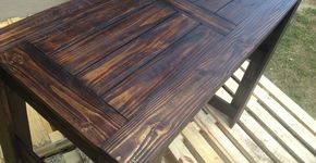 Caixotes e pallets viram móveis novos e diferentes