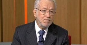 Alexandre Garcia responsabiliza ‘politização’ da cloroquina pelas 50 mil mortes
