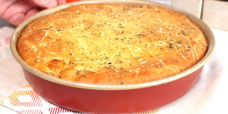 Featured main: Torta cremosa de cebola com queijo: receita fácil e irresistível