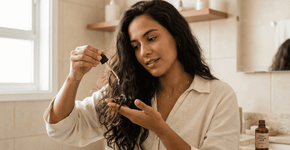 Conheça o método simples com óleo que reduz o frizz do cabelo em menos de 5 minutos e salva o seu visual