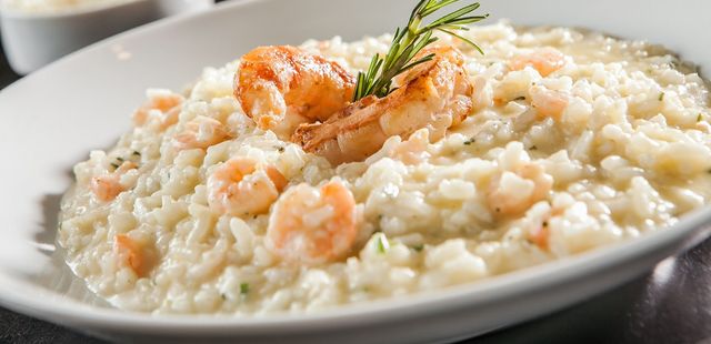 Risoto de camarão: cremosidade e muito sabor