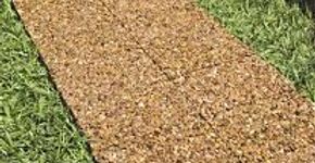 Piso ecológico amortece quedas e reutiliza pneus