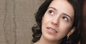 Pianista Erika Ribeiro se apresenta no CCSP