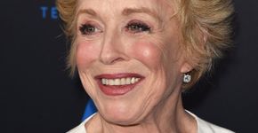 Holland Taylor conquista o coração de atriz 32 anos mais nova