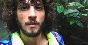 Chay Suede adota visual mais raspado e dá adeus ao cabelão
