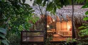Hotel oferece imersão na Floresta Amazônica com passeios exclusivos
