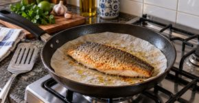 Cozinheiras concordam sobre o peixe: “Para que fique perfeito, não unte a frigideira, é melhor passar papel manteiga com óleo.”