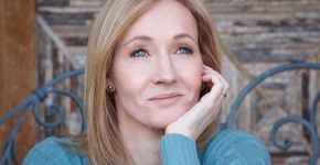 J.K. Rowling responde brasileira em português e fãs surtam