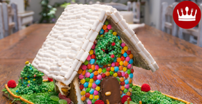 Aprenda a fazer uma casinha de biscoito (Gingerbread House)