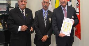 Exposição retrata destroços do Carnaval na Quarta-Feira de Cinzas