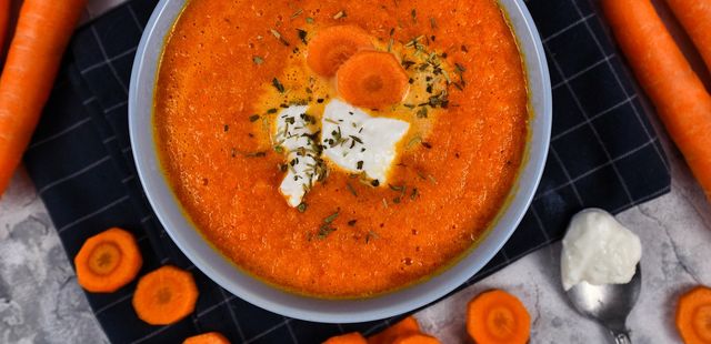 Sopa de cenoura: cremosidade e sabor para aquecer