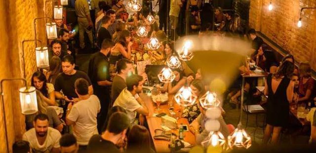 9 bares para beber, comer e amar na boemia de Botafogo
