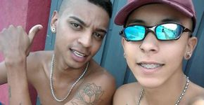 Casal gay que publicou vídeo viral recebe ofensas na internet