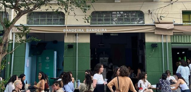 Bandeira Bandeira Bar