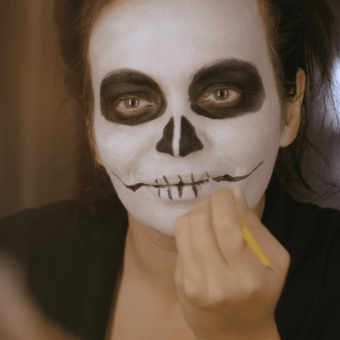Featured mobile: Maquiagem de Halloween: 5 dicas para criar efeitos assustadores em casa