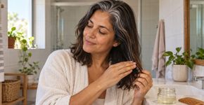 Adeus, cabelos grisalhos: óleo natural acaba com os fios brancos e renova a cor do cabelo em dias