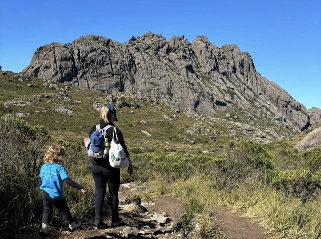 Parques pelo Brasil oferecem trilhas, cavernas e aventuras para curtir o Dia das Crianças longe das telas