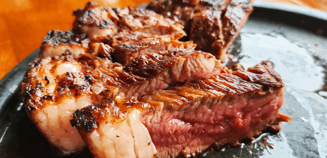 A melhor e mais suculenta picanha na manteiga para o seu almoço ou janta
