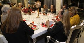 Associação promove encontro às cegas entre empresários e clientes