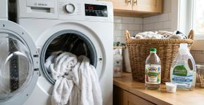 Colocar vinagre branco na máquina de lavar roupa: por que é recomendado e para que serve