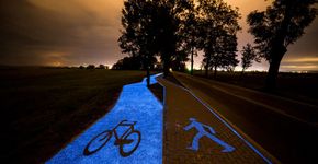 Cidade na Polônia cria ciclovia que brilha à noite