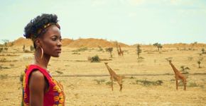 Marca social africana tocada por refugiados estreia venda em SP