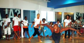 Vigário Geral recebe oficina gratuita de dança negra durante a tarde