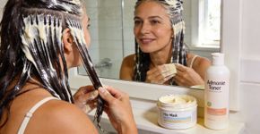 Como fazer banho de brilho capilar em casa: passo a passo para um cabelo de salão