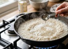 Featured side: Para que serve colocar uma colher de vinagre no arroz e por que é recomendado