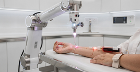 O robô que faz exames de sangue sem usar nenhuma agulha