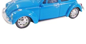 Estudantes convertem Fusca em carro elétrico