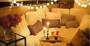 Como valorizar a iluminação da sua casa usando pisca-pisca e luminárias com fio