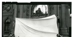 Foto: (Divulgação MASP // Museo de la Memoria y l os Derechos Humanos, Archivo CADA. Doação de Lotty Rosenfeld e Diamela Eltit)