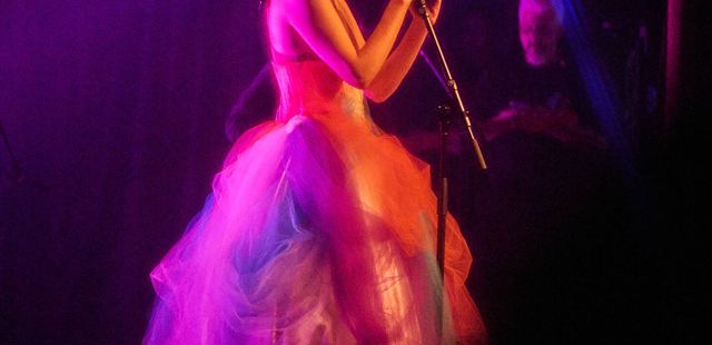 Show de Clarice Falcão – turnê Truque