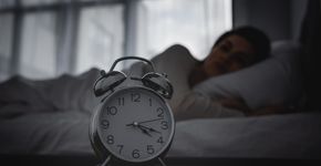 6 sintomas da ansiedade matinal; saiba como tratar