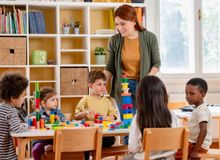Featured side: 6 benefícios do brincar na infância que refletem na vida adulta