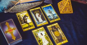 Tarot do dia: previsão para os 12 signos em 12/04/2026