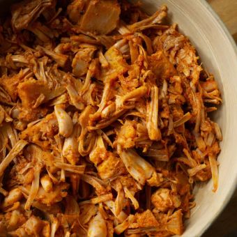 Featured mobile: Já experimentou carne de jaca? Veja como fazer essa opção vegana para diferentes recheios