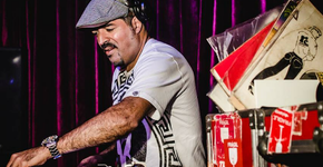 Dj Tudo lança seu novo CD no CCJ