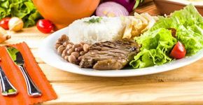 Peça comida online a hora que quiser e com cupom exclusivo