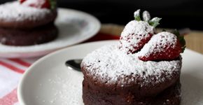 Leve e sem glúten: bolo de chocolate sem farinha de trigo